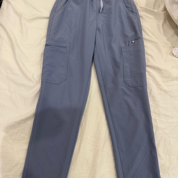 Figs Vapor Blue Rafaela and Yola Scrubs set - Picture 8 of 8